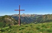 04 Alla croce del Montebello (2100 m)
